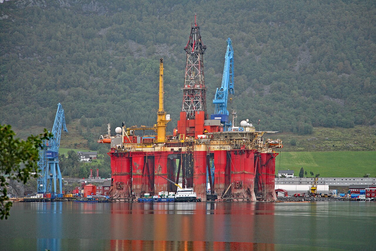 Offshore oil and gas platform — PTTEP operates upstream exploration and production
